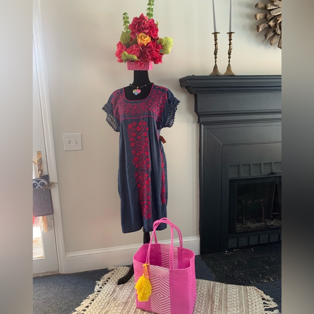 Artesanal tradicional Mexican dress